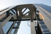 Floating Garden Observatory (Umeda Sky Building). Msto Osaka. Japonsko.