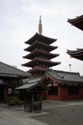 Chrám Senso-ji ve čtvrti Asakusa, Tokio. Japonsko.