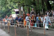 Tsurugaoka Hachiman-gu Shrine Reitaisai (Kadoron Festival) svatyn Tsurugaoka Hachiman-gu. Tento den se kon Yabusame - tradin japonsk lukostelba z kon. Msto Kamakura. Japonsko.